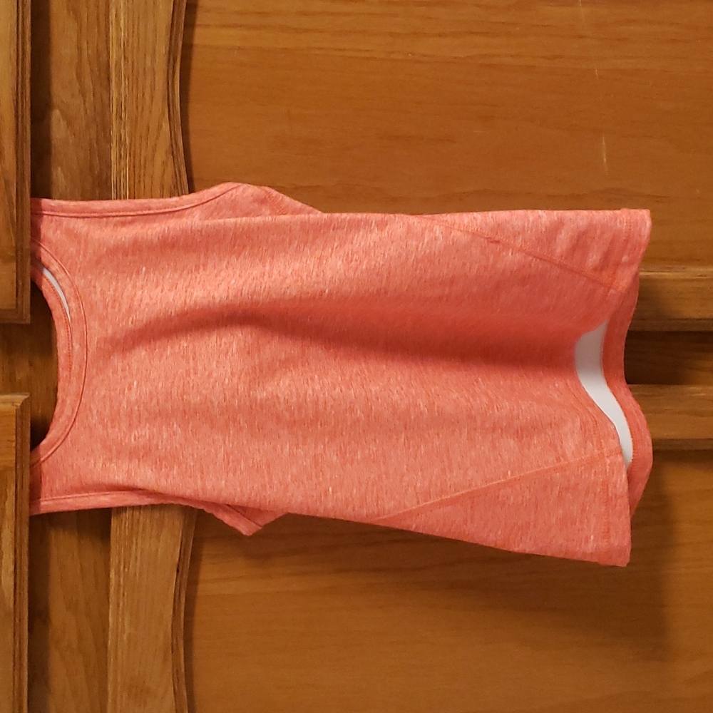 Cute orange tanktop